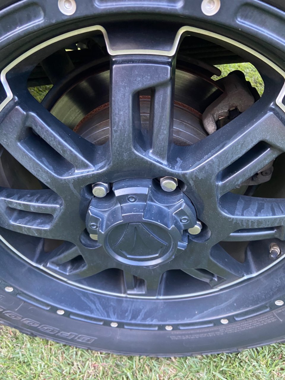 Cleaning black toyota rims