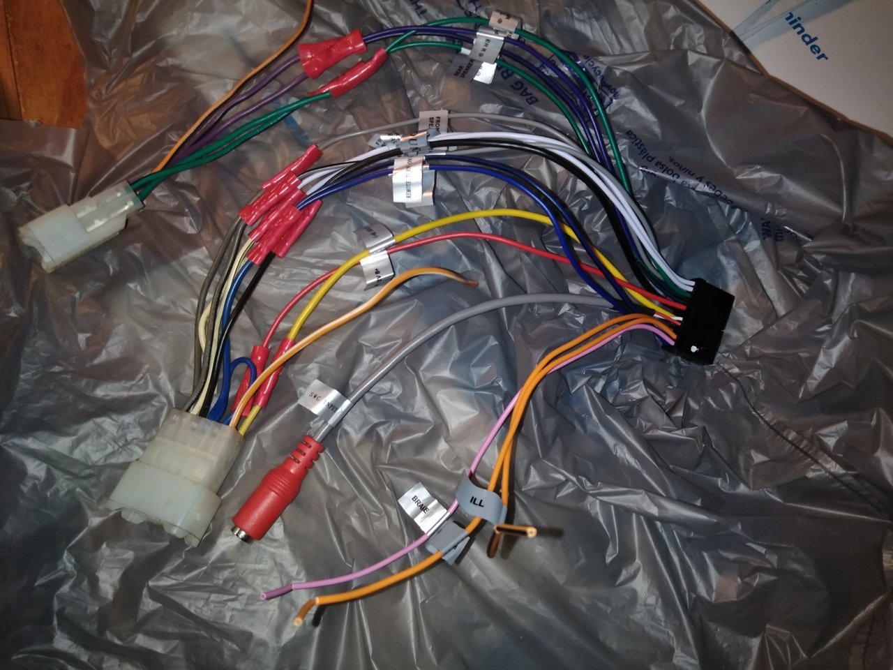 Please help with wiring From dash to radio for my 2000 Toyota Tundra