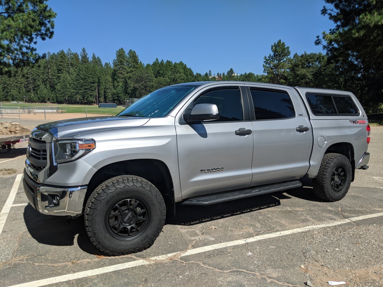 Please show me your 285/70/17's | Page 2 | Toyota Tundra Forum