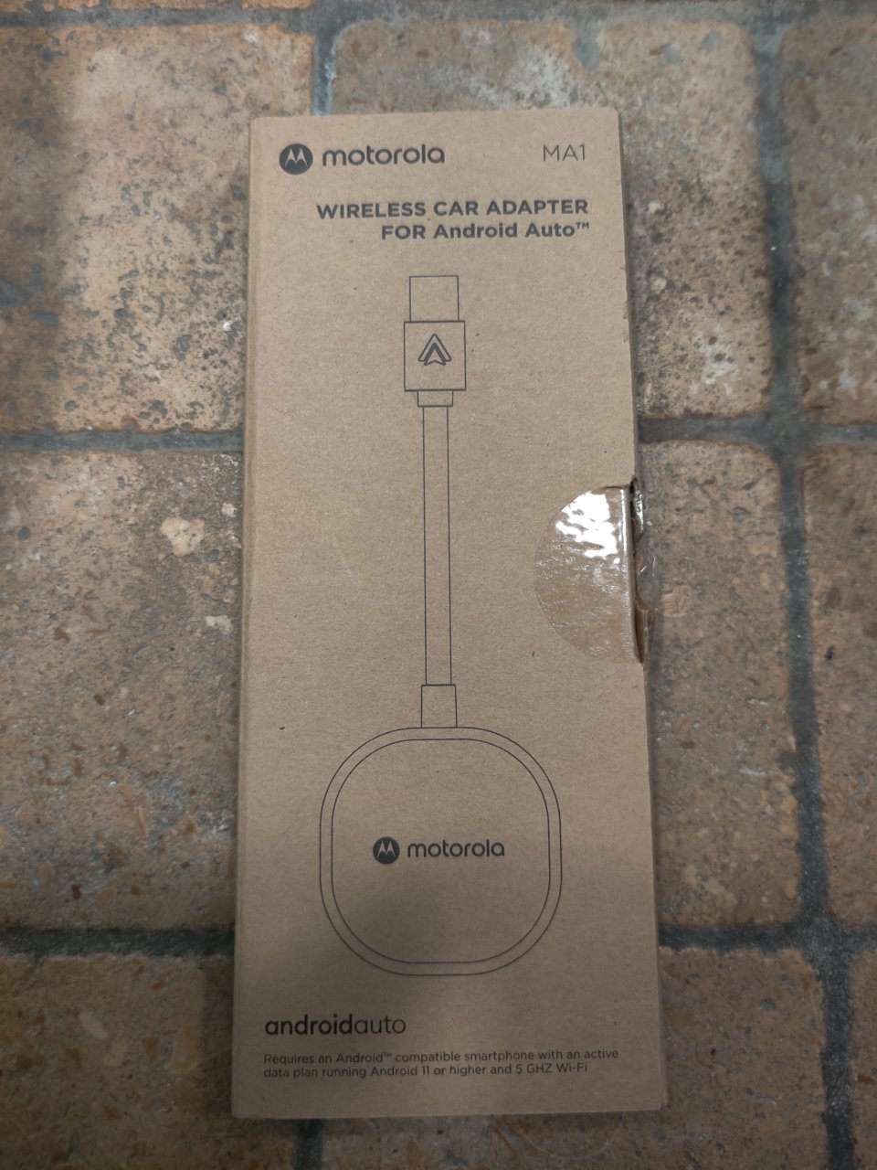  Motorola MA1 Wireless Android Auto Car Adapter - Instant  Connection Using Google-Licensed Bridge Technology From Smartphone To  Screen - USB Type-A Plug-in - Secure Gel Pad