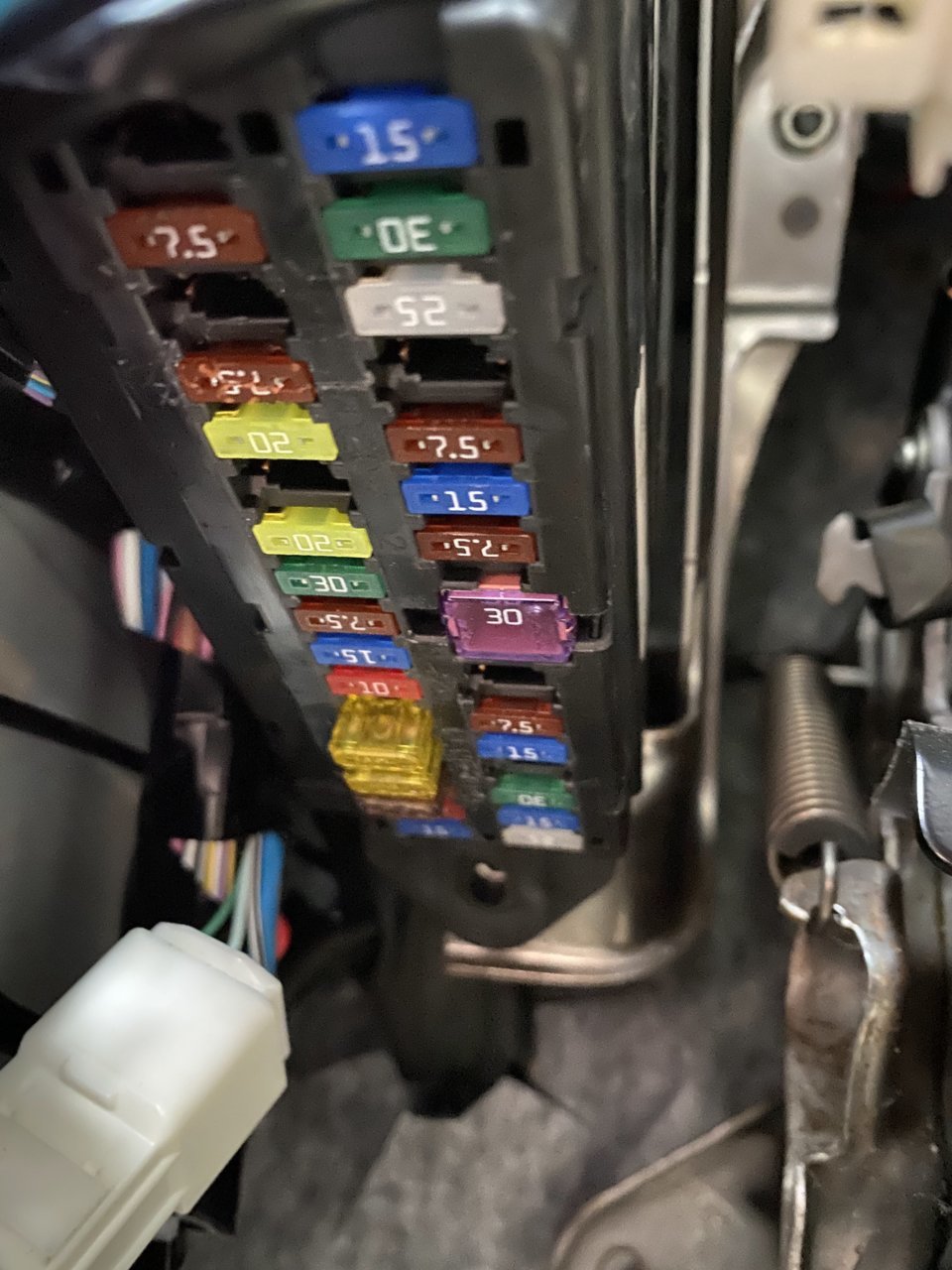 no power to under dash fuse panel | Toyota Tundra Forum