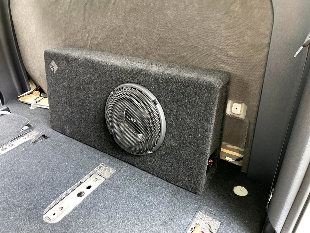 2021 JBL - 5-CH Amp + Mono Amp / Subwoofer added | Toyota Tundra Forum