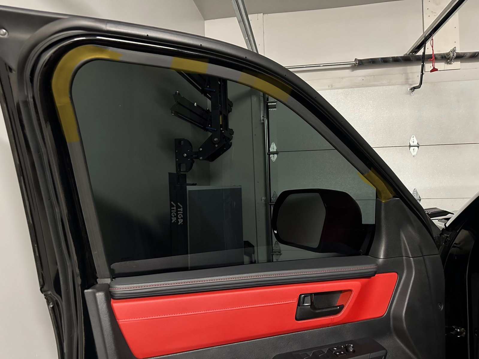 Nextzett USA - Keep wind noise, leaks and sticky doors to a minimum with  Gummi! Shown here by @dft.turbotechnik.autodesign.de with @get_repost ・・・  nextzett Gummi Pflege Stift verhindert anfrieren von Dichtungen! Bei uns