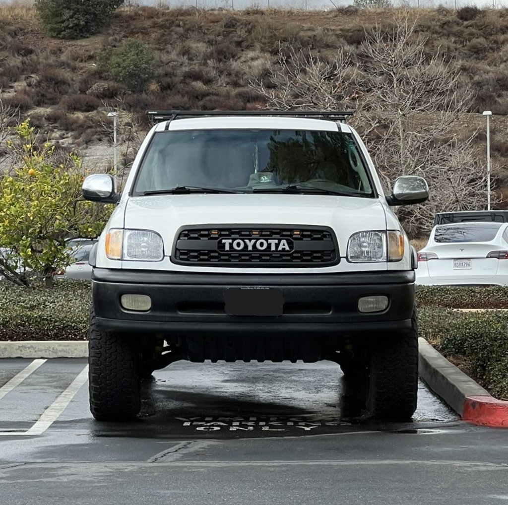 IMG_4393_front_v2.jpg