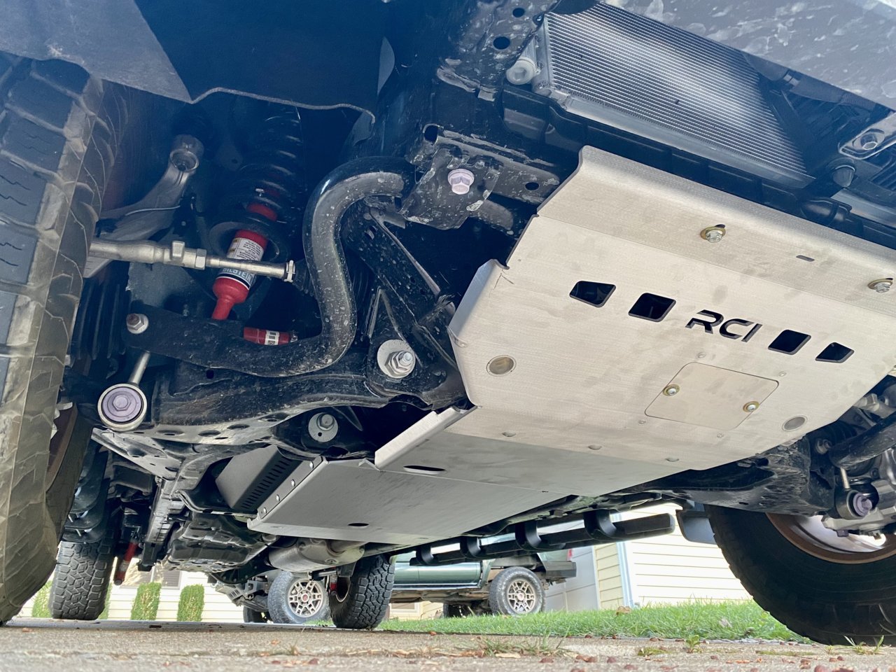 Exhaust drone with skid plates | Toyota Tundra Forum