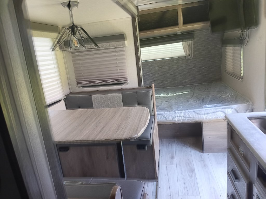 inside camper1.jpg