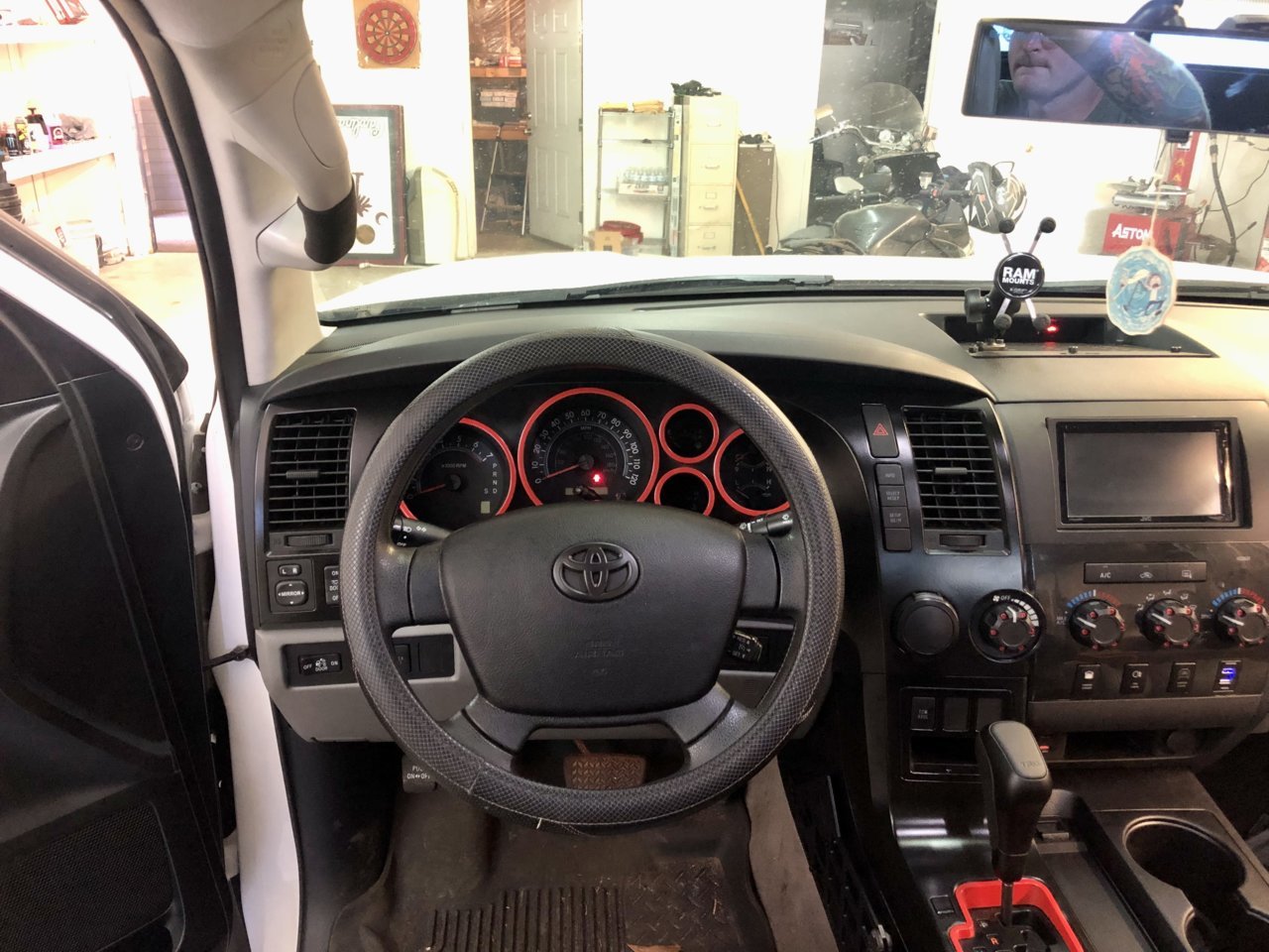 Interior.jpg