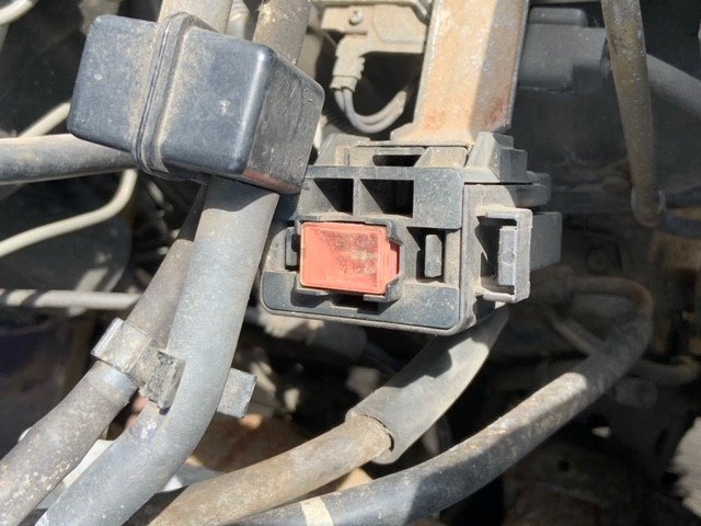 2000 toyota tundra trailer wiring fuse cover and factory running board