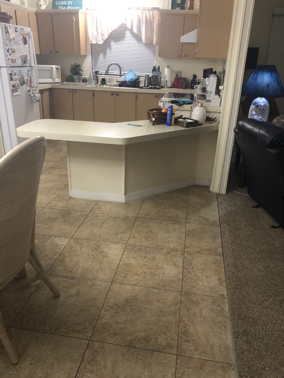 kitchen bar 1.jpg