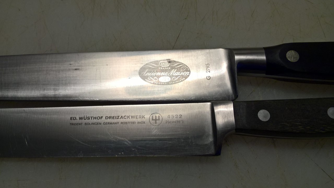 knife 1.jpg
