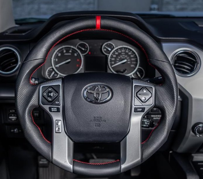 Leather Steering Wheel.jpg