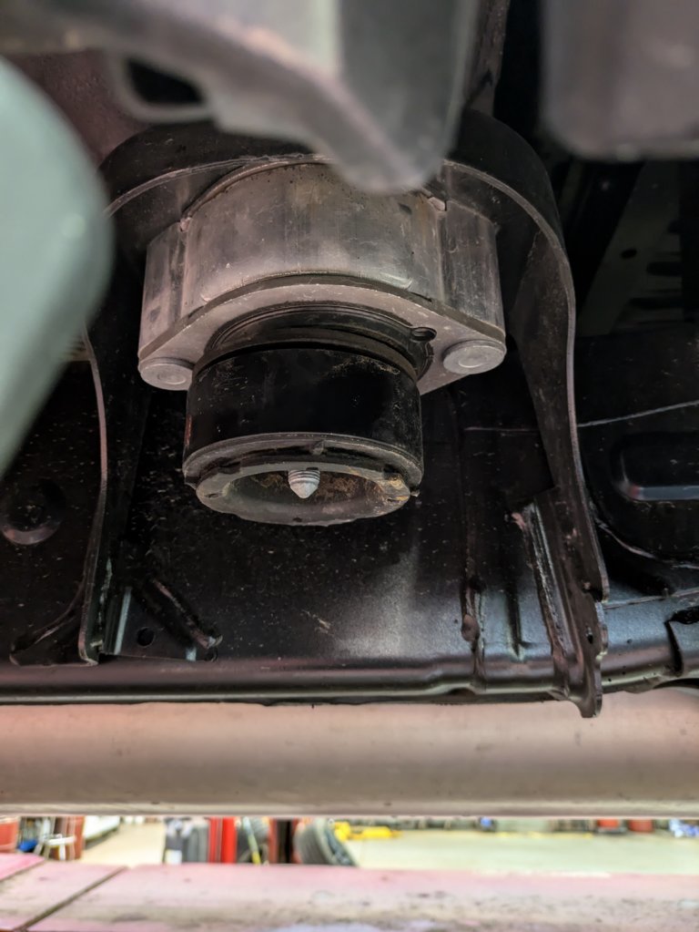 LR Cab Mount (outside).jpg