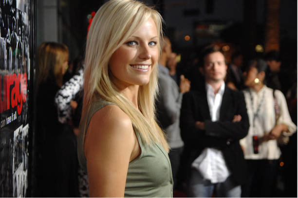 malin ackerman.jpg