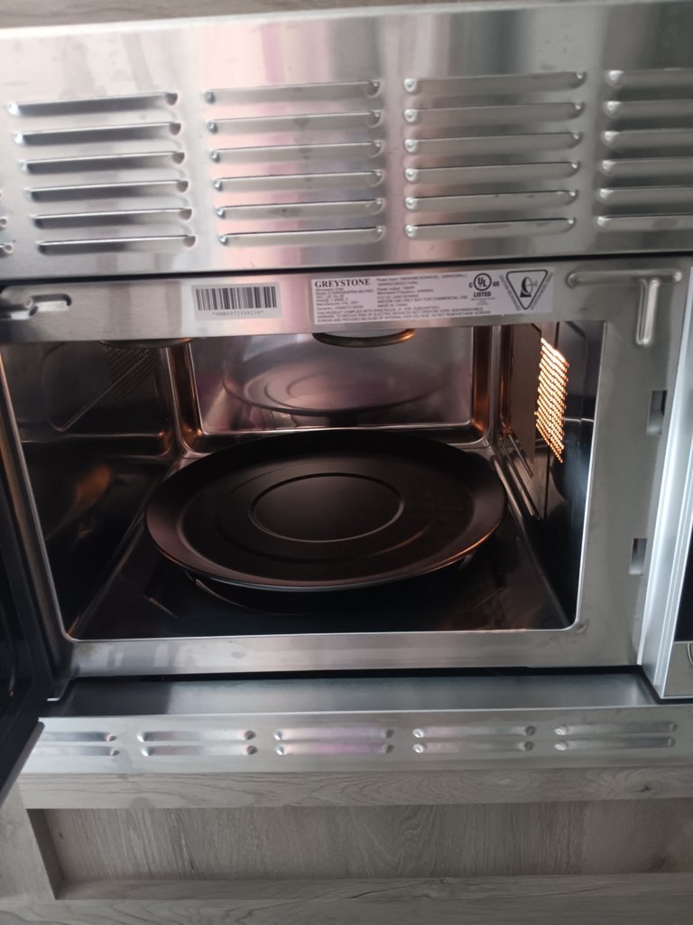 Microwave 2.jpg