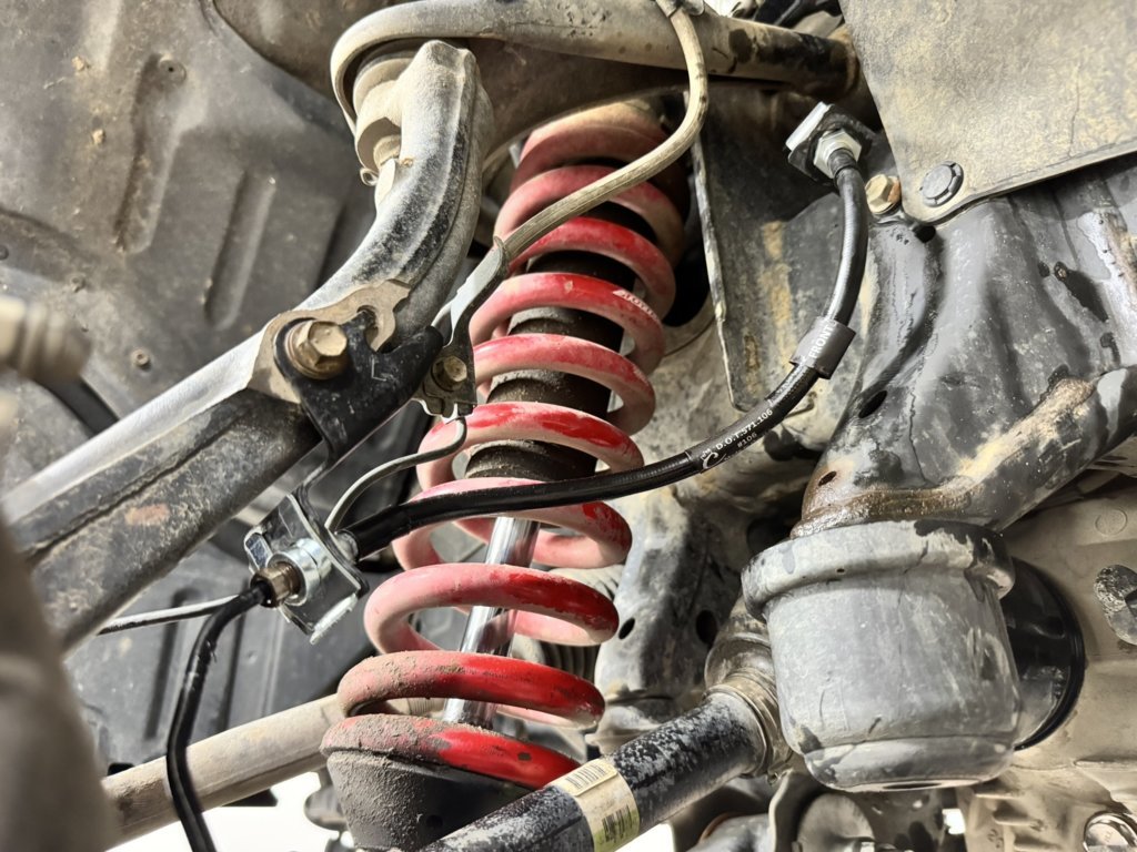 Mighty Mouse brake lines.jpg