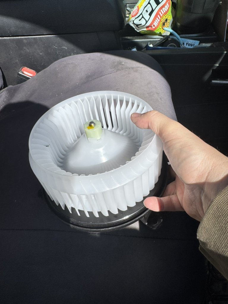 Mighty Mouse LC blower.jpg