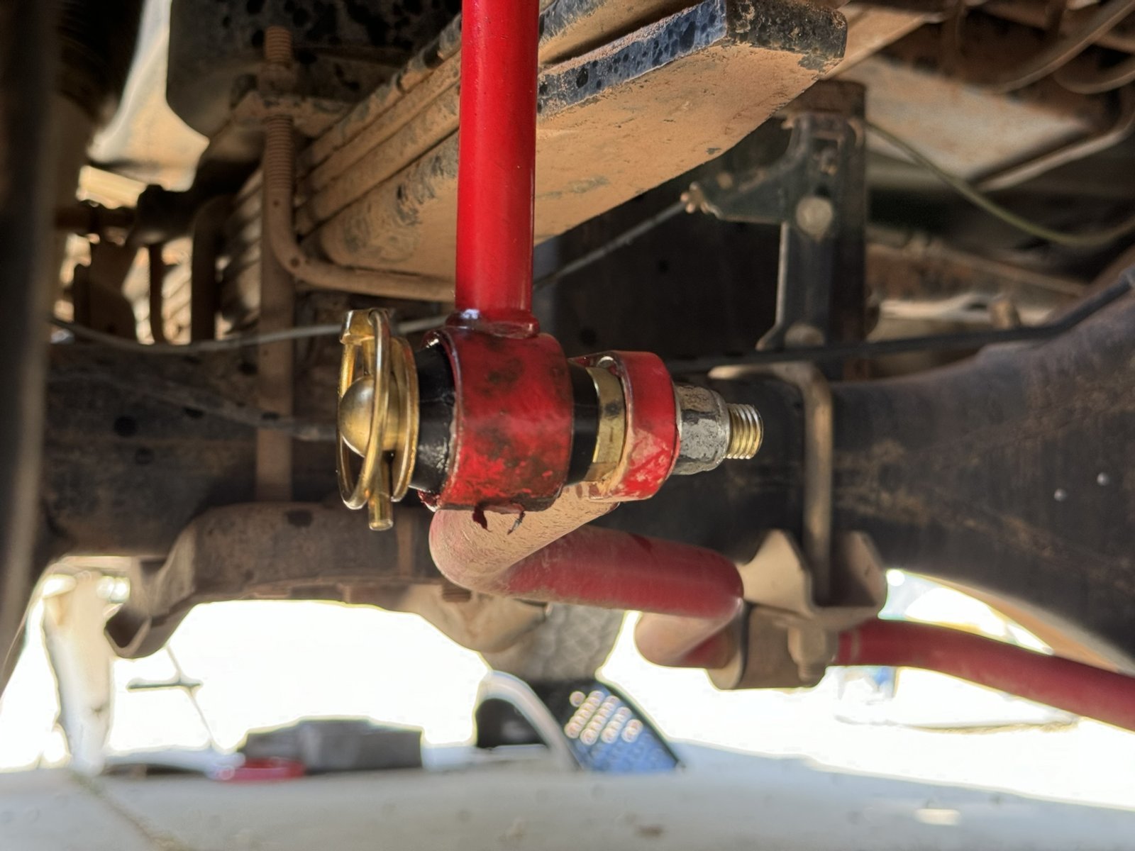 Mighty Mouse sway bar disconnect.jpg