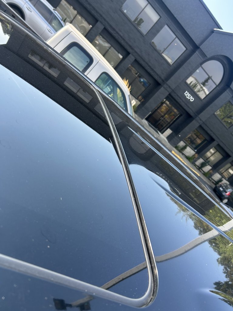 Moonroof.jpg