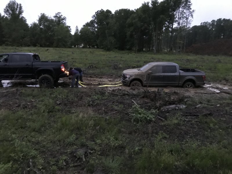 mud truck2.jpg