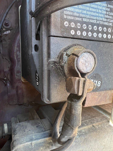 Negative Battery Terminal 2001 Toyota Tundra.jpg