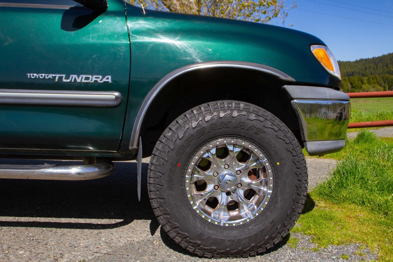 New Tires on the Tundra-2.jpg