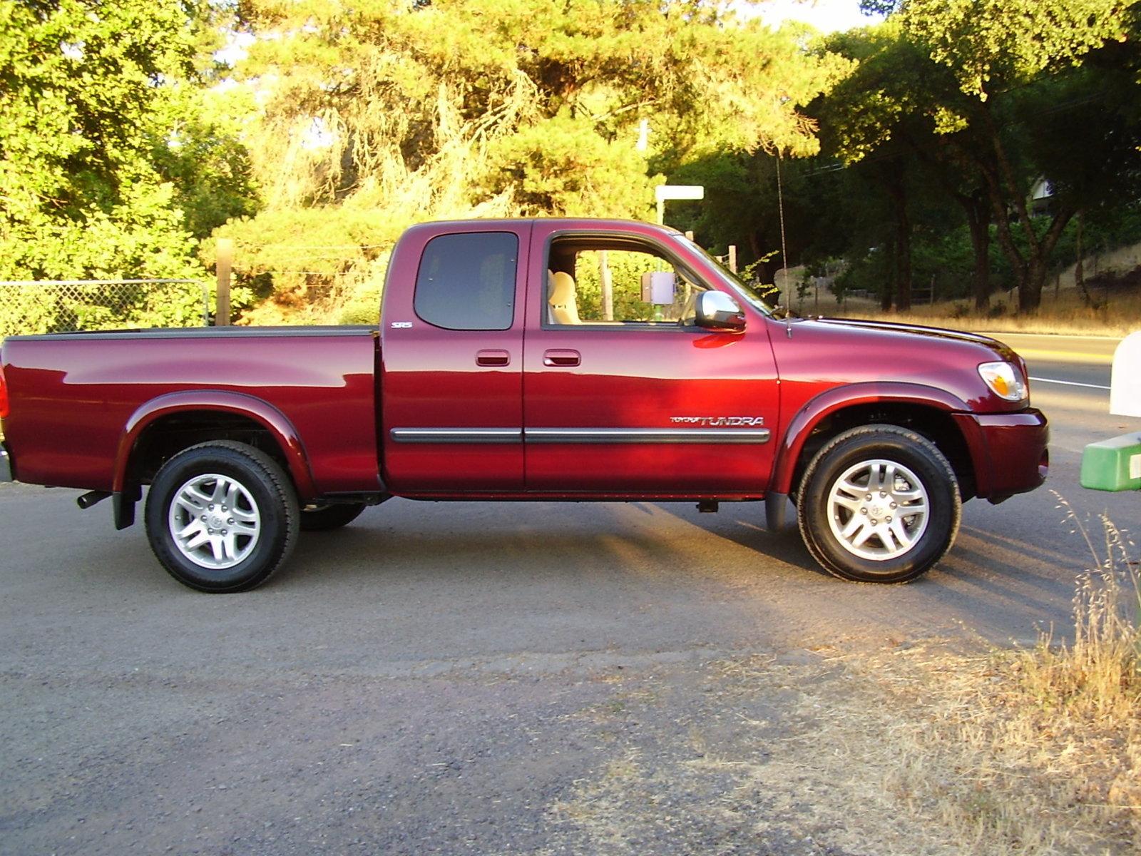 New Tundra-01.jpg