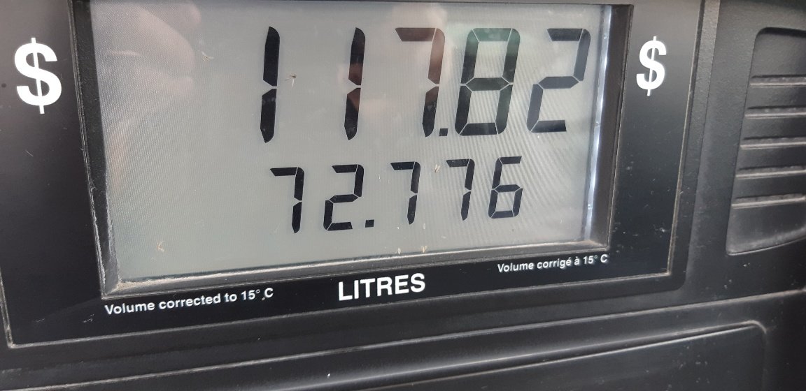oct 17 gas fillup.jpg
