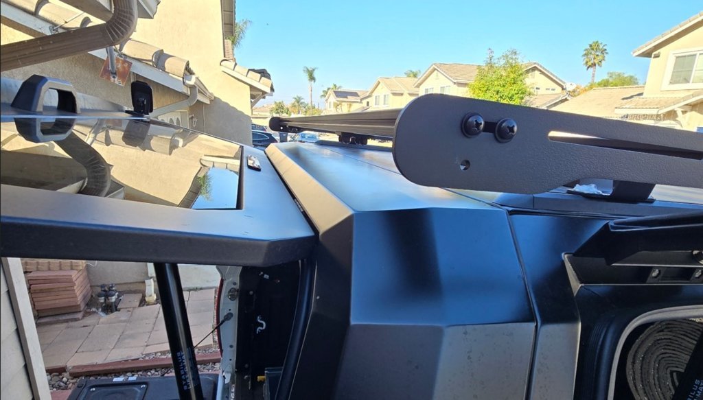 OPEN REAR HATCH.jpg