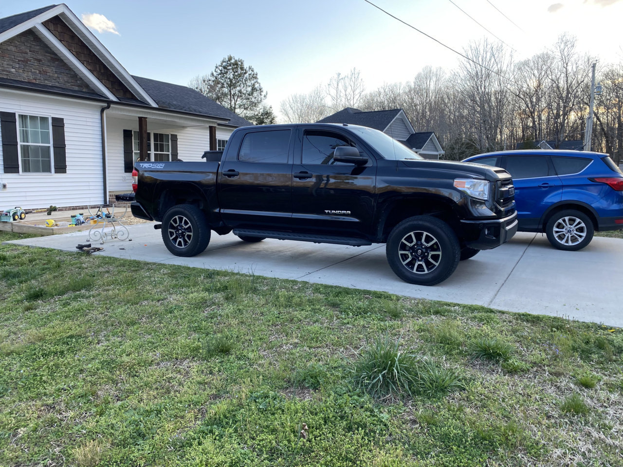PASSENGER TRUCK ANGLE.jpg