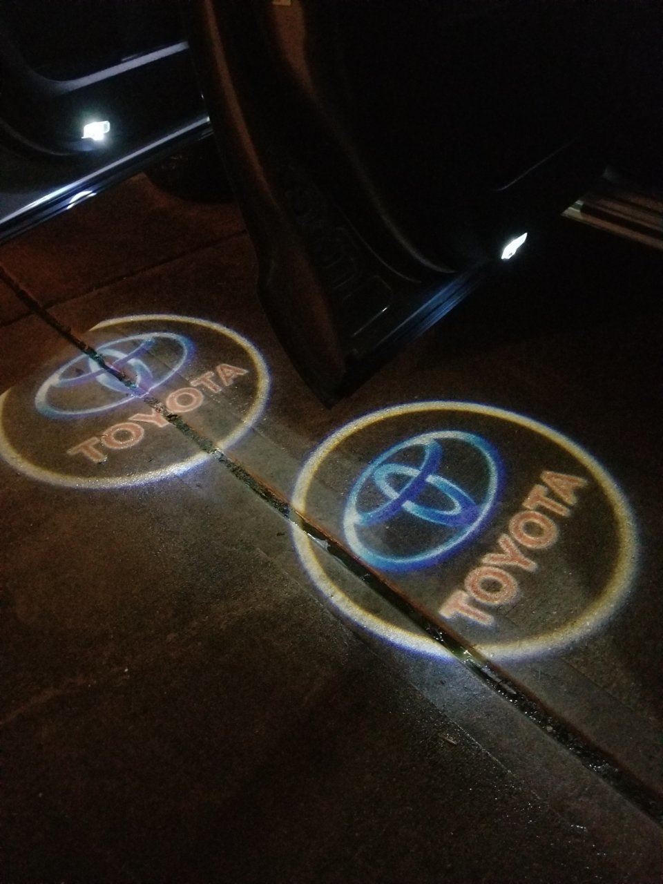 Projector lights.jpg