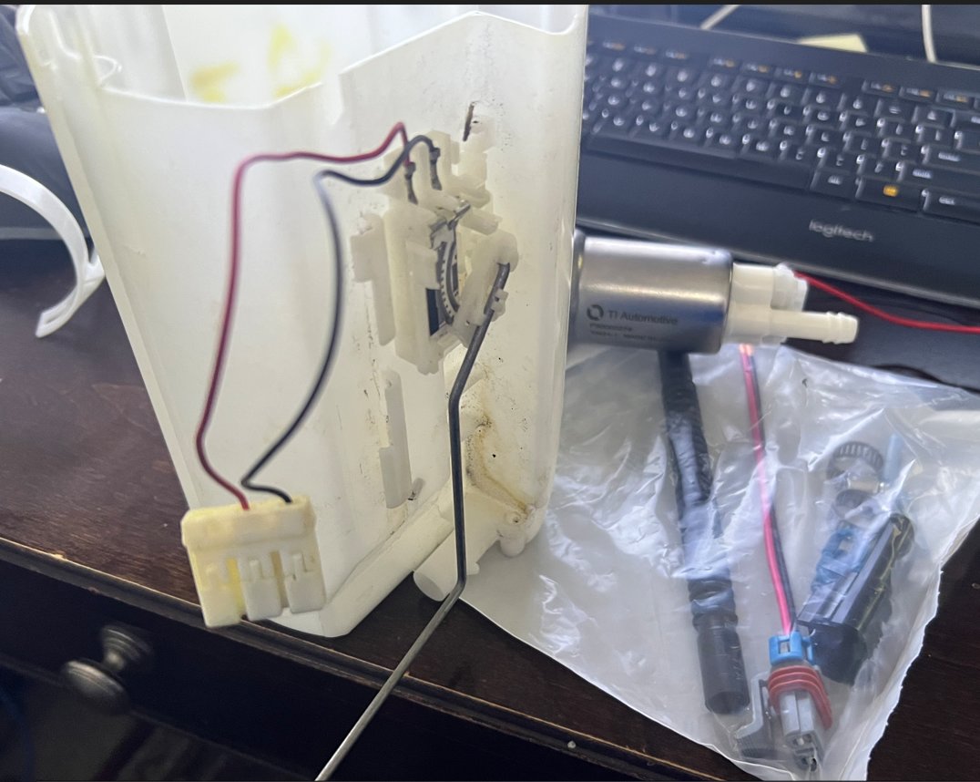 pump, basket misc parts .jpg