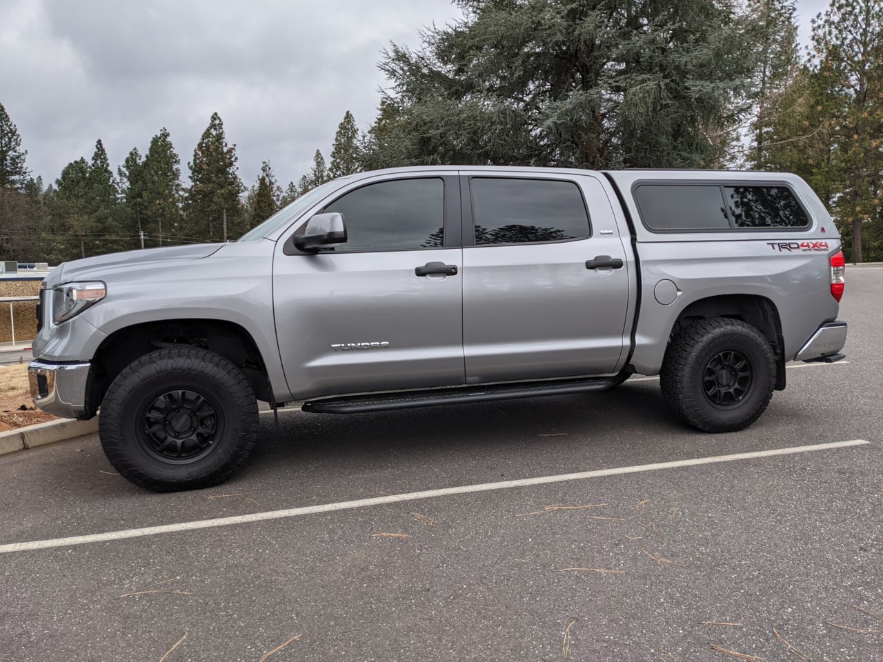 Please show me your 285/70/17's | Page 2 | Toyota Tundra Forum