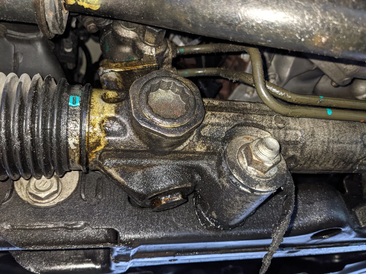 2004 Tundra Oil Leak under truck? | Toyota Tundra Forum