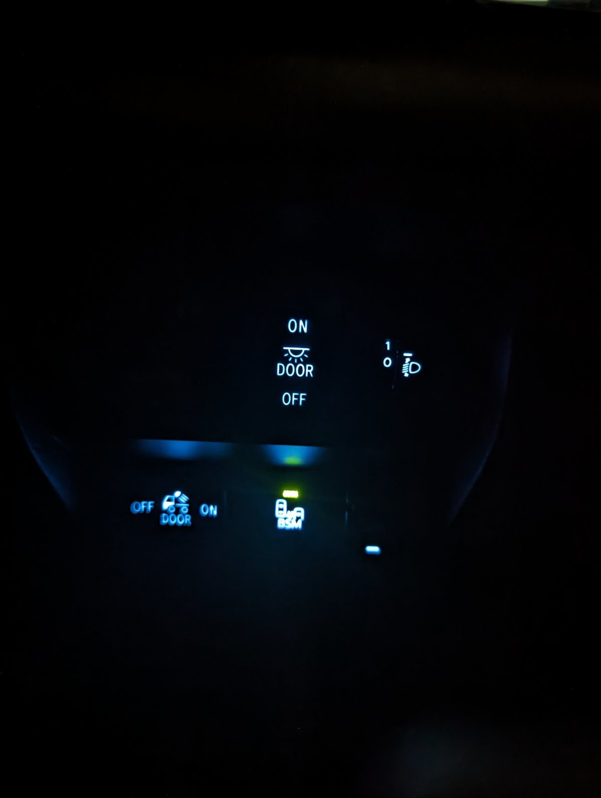 PXL_20231205_001114477.NIGHT.jpg