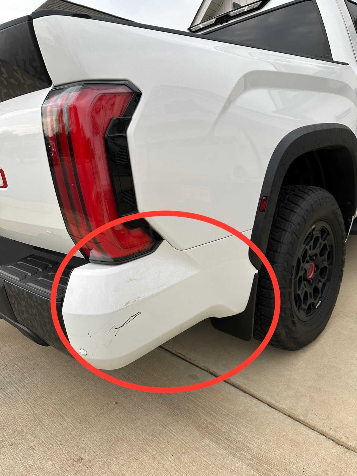 R-Bumper Damage 202404.jpg