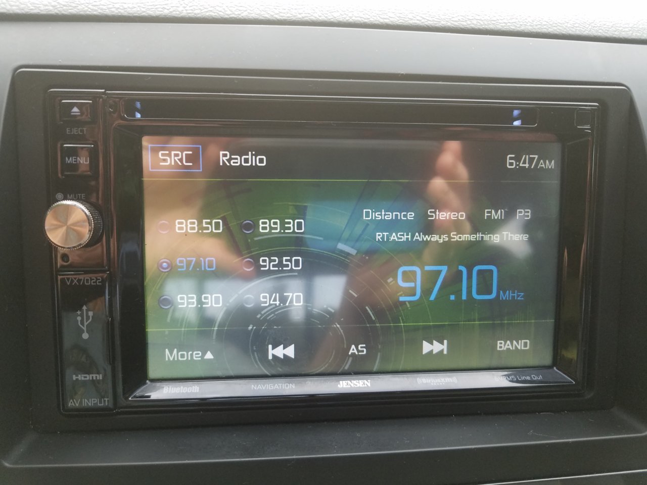 radio2.jpg