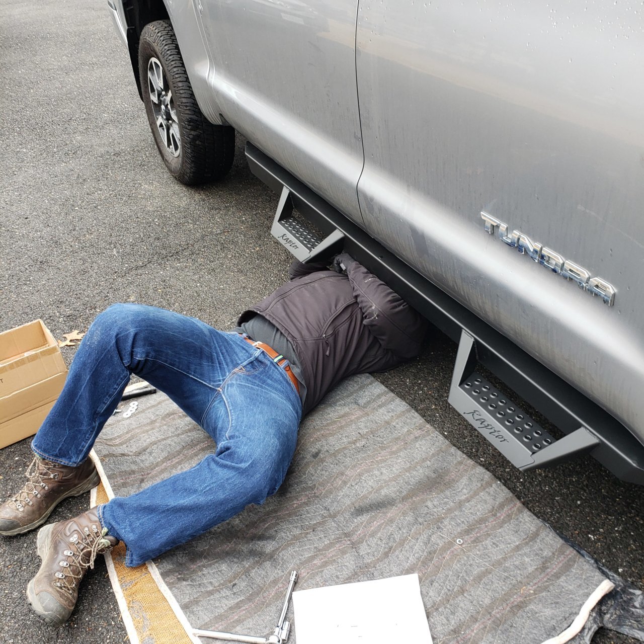 Raptor step install 2.jpg