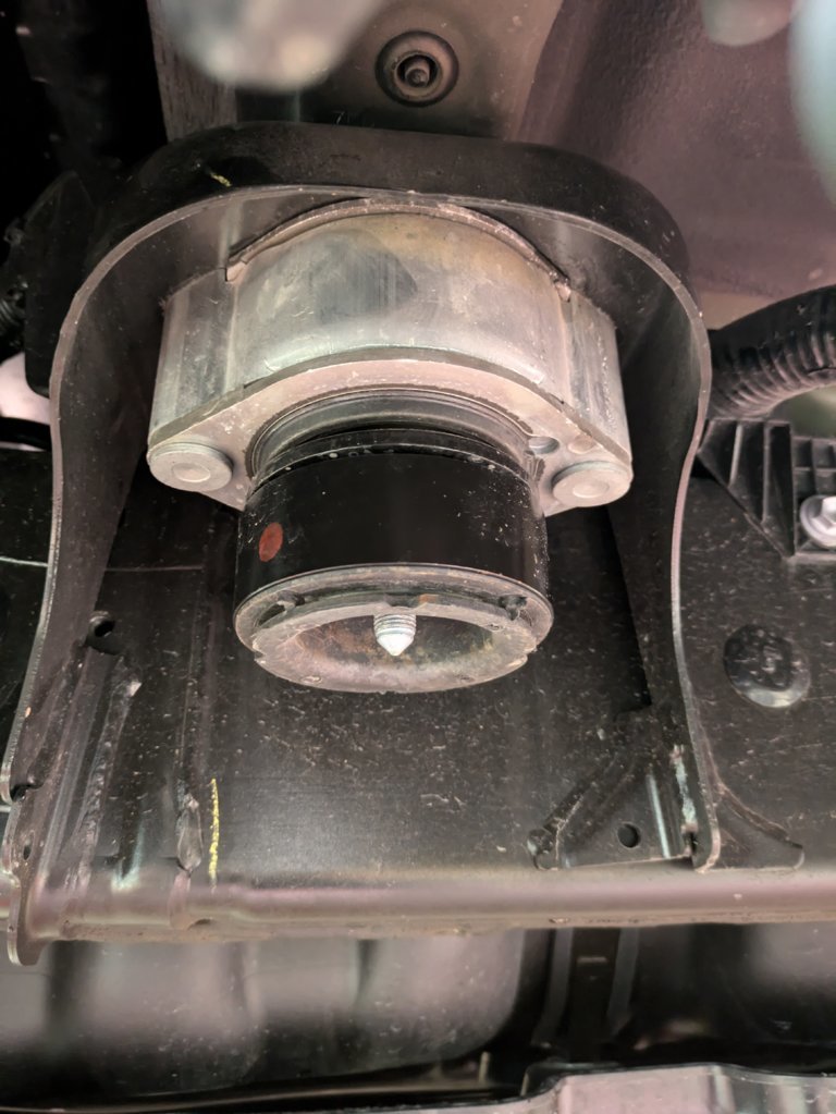 RR Cab Mount (outside).jpg