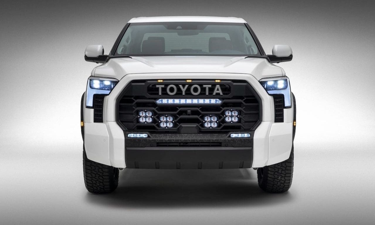 Light setup behind the grill | Toyota Tundra Forum