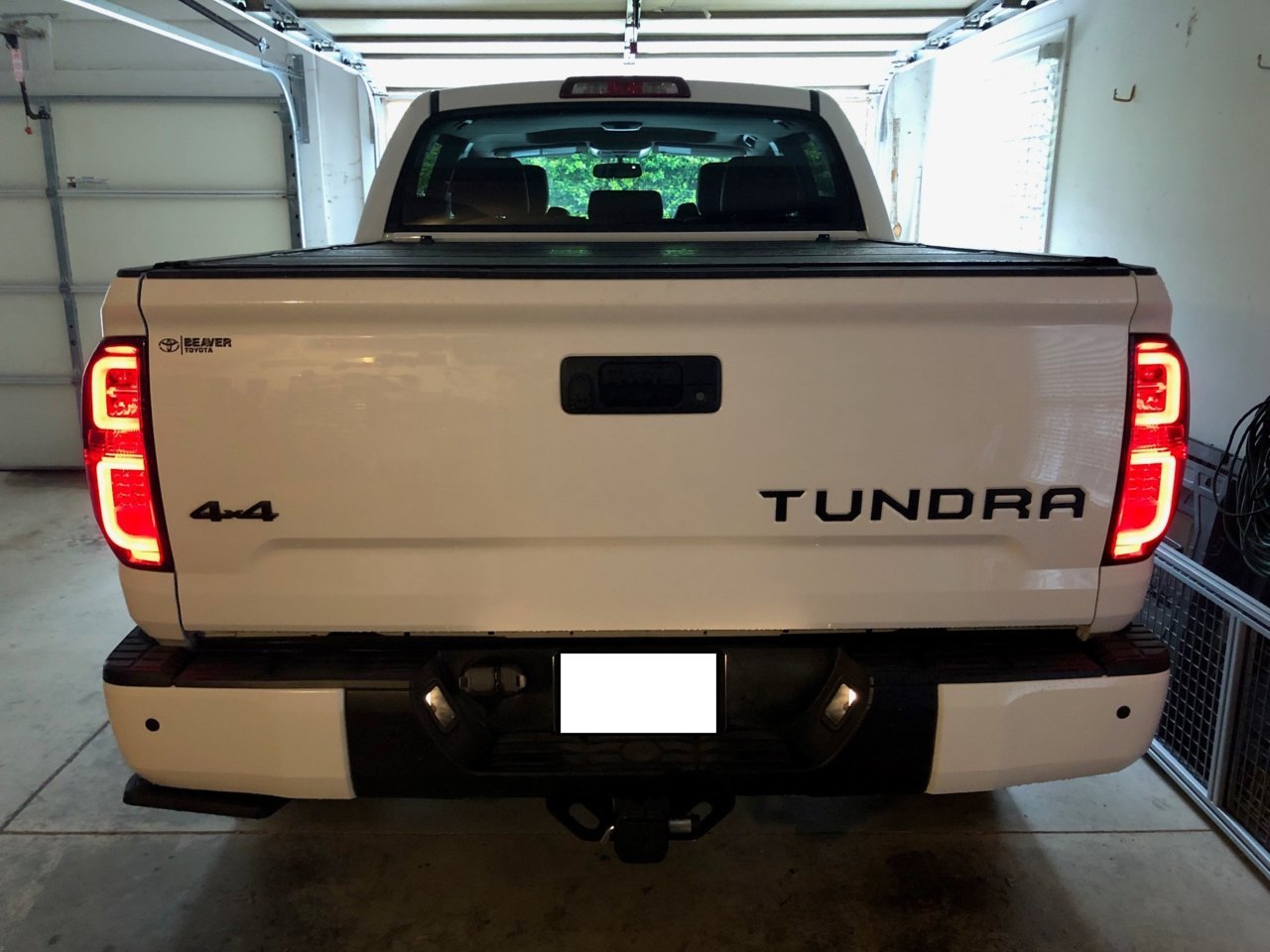 Spyder Tail Lights Running Lights.jpg