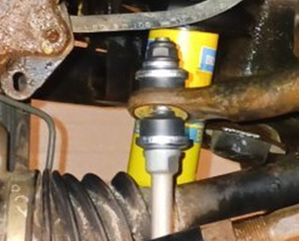 Stabalizer Bar Link.jpg
