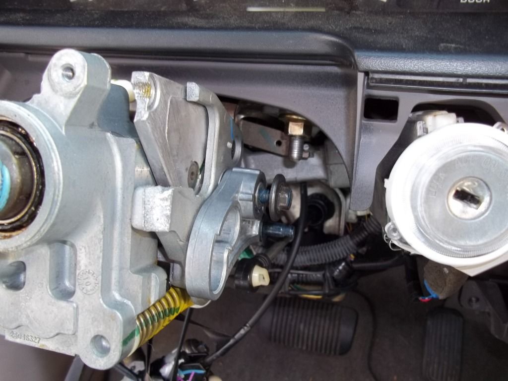 steering_column_repair003_fceee397fb44921521e4d55a205bb7bc9fcc2a62.jpg