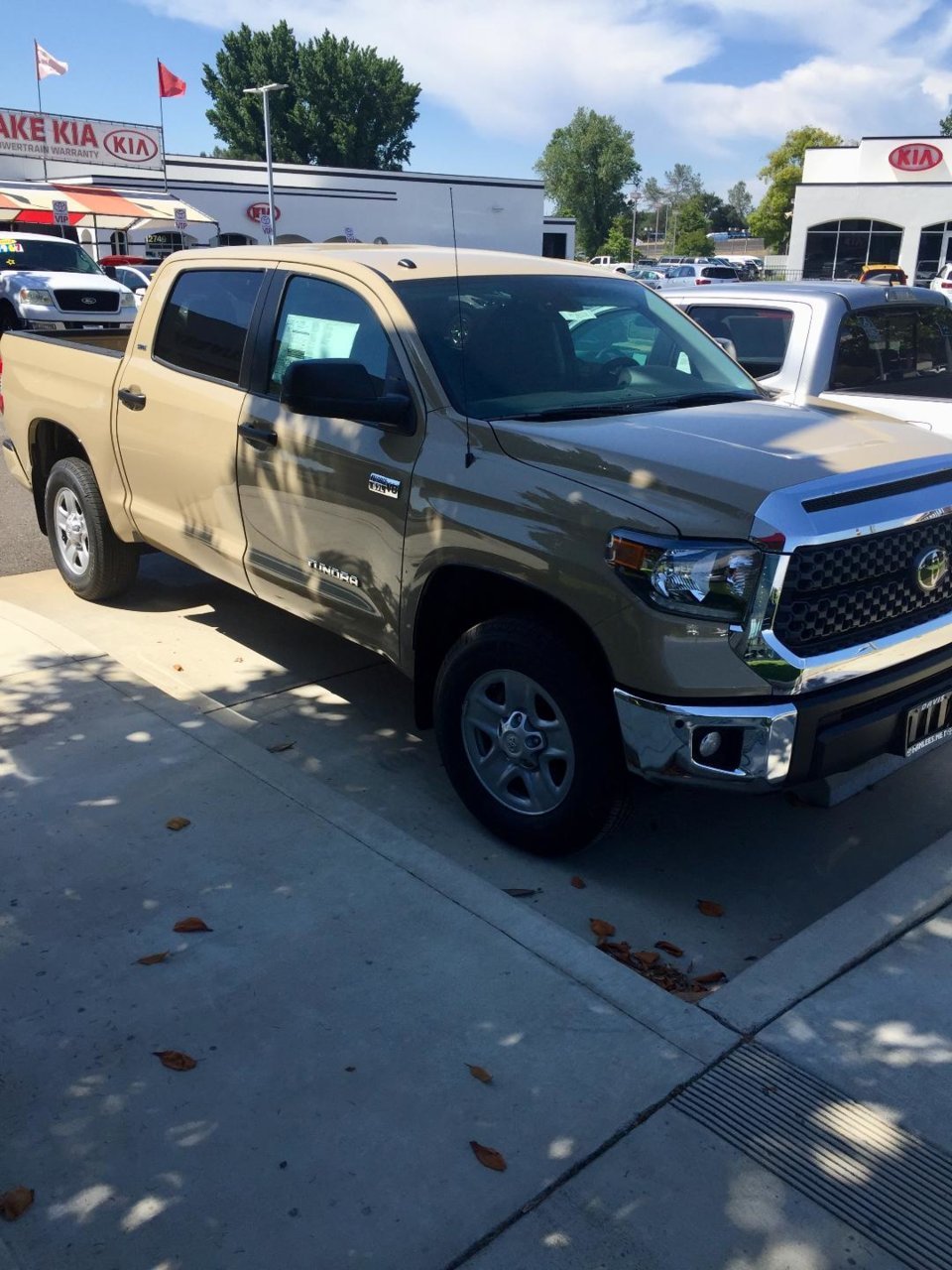 Stock Tundra.jpg