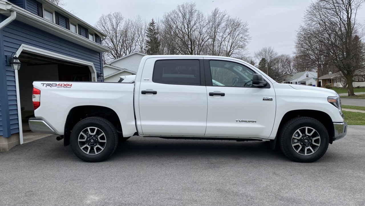 Stock Tundra.jpg