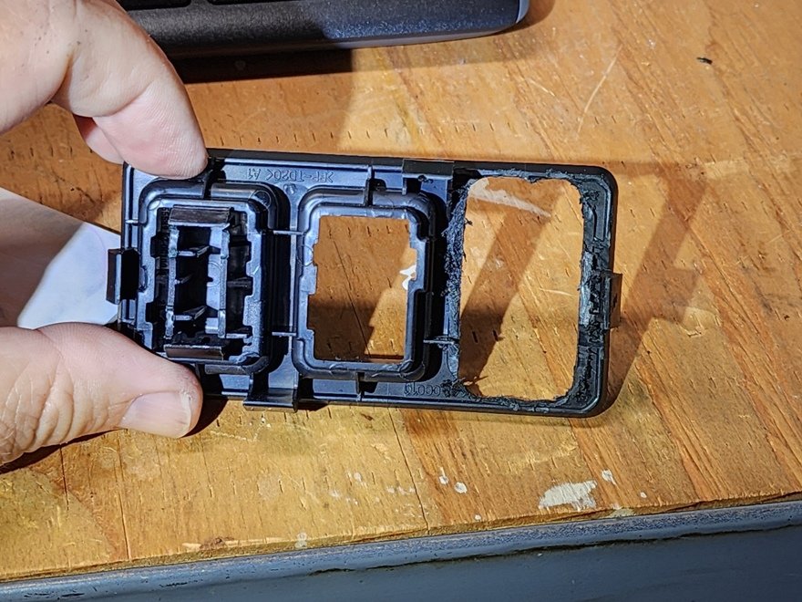 switch_mount_modify_flat3.jpg