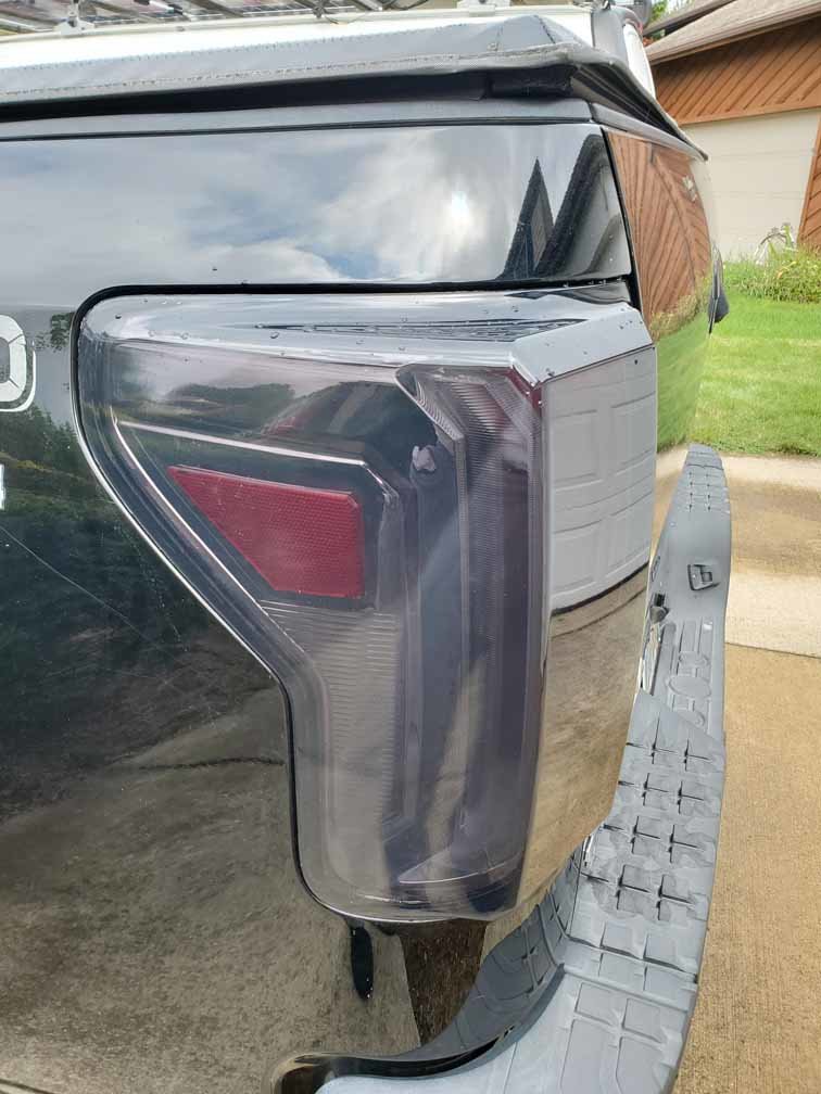 tail light Left tundra.jpg