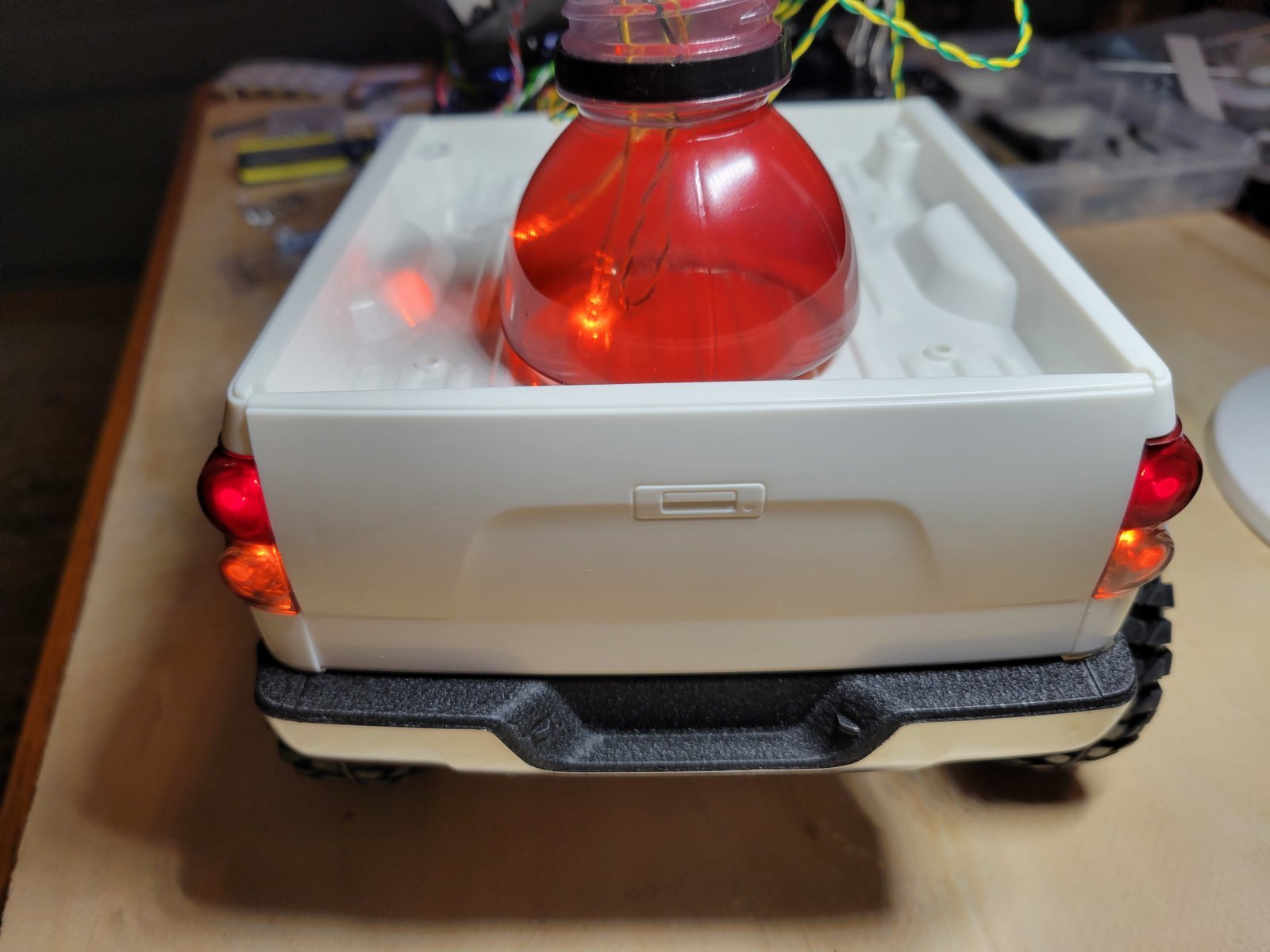 Tamiya-Tundra_Tails-On.jpg
