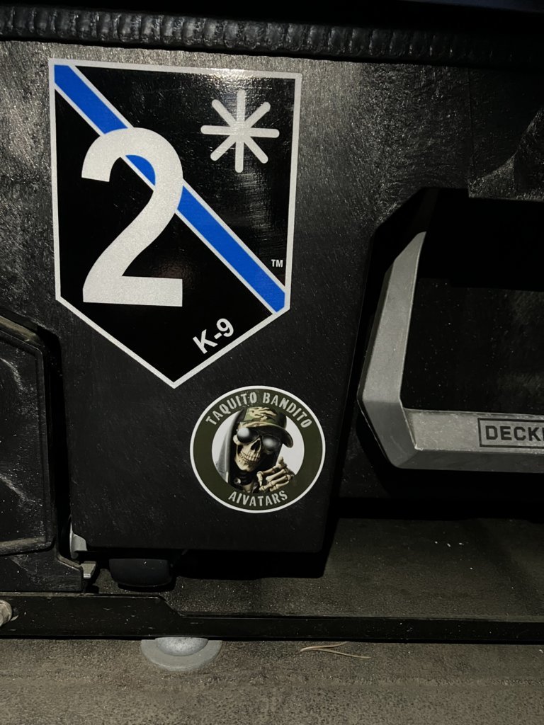 TBsticker.jpg