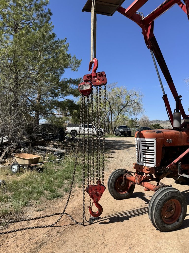 The 400 and chain fall.jpg