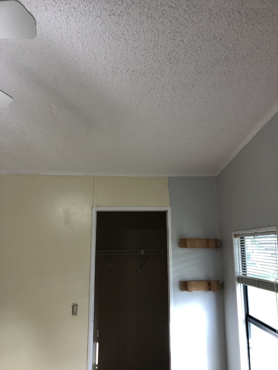 thumbnail_IMG_4926 46 wall 2  split colors.jpg